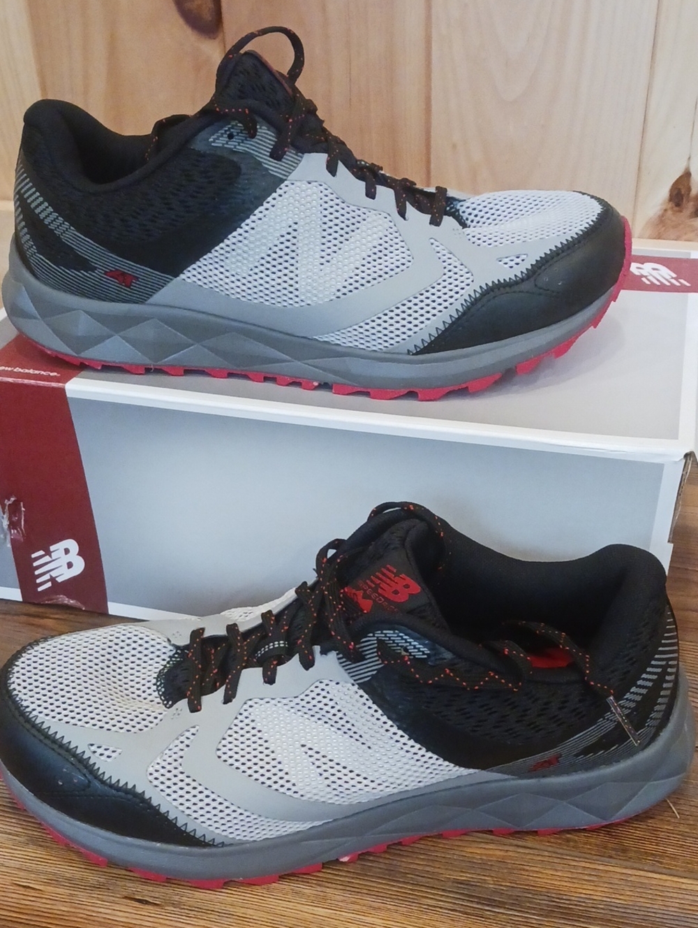 New Balance Men's 590lg3 Trail Running Sneakers Size 9 Xwide